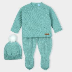 Conjunto bebé dos piezas y gorro