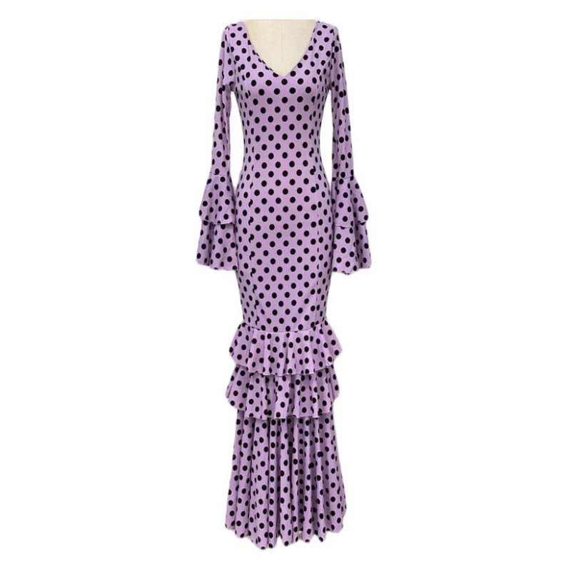 Traje de Flamenca malva con lunares negros