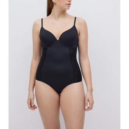 Body Bra Reductor Ysabel Mora – Con aros, relleno y detalles de encaje